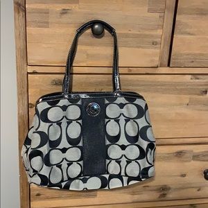 Women’s authentic coach purse